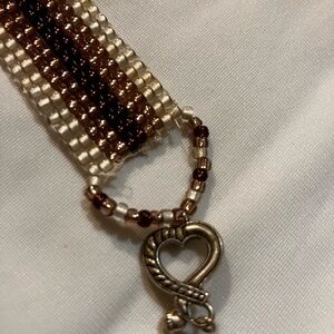 Beaded handmade loomed glass bead bracelet with heart clasp 6” wrist